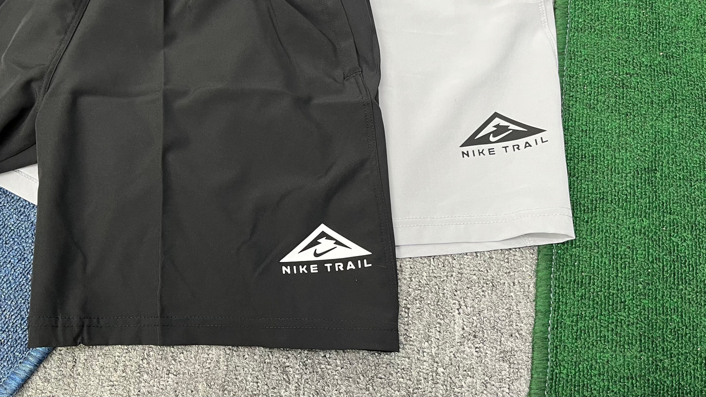 Short NIKE Trail LM Store