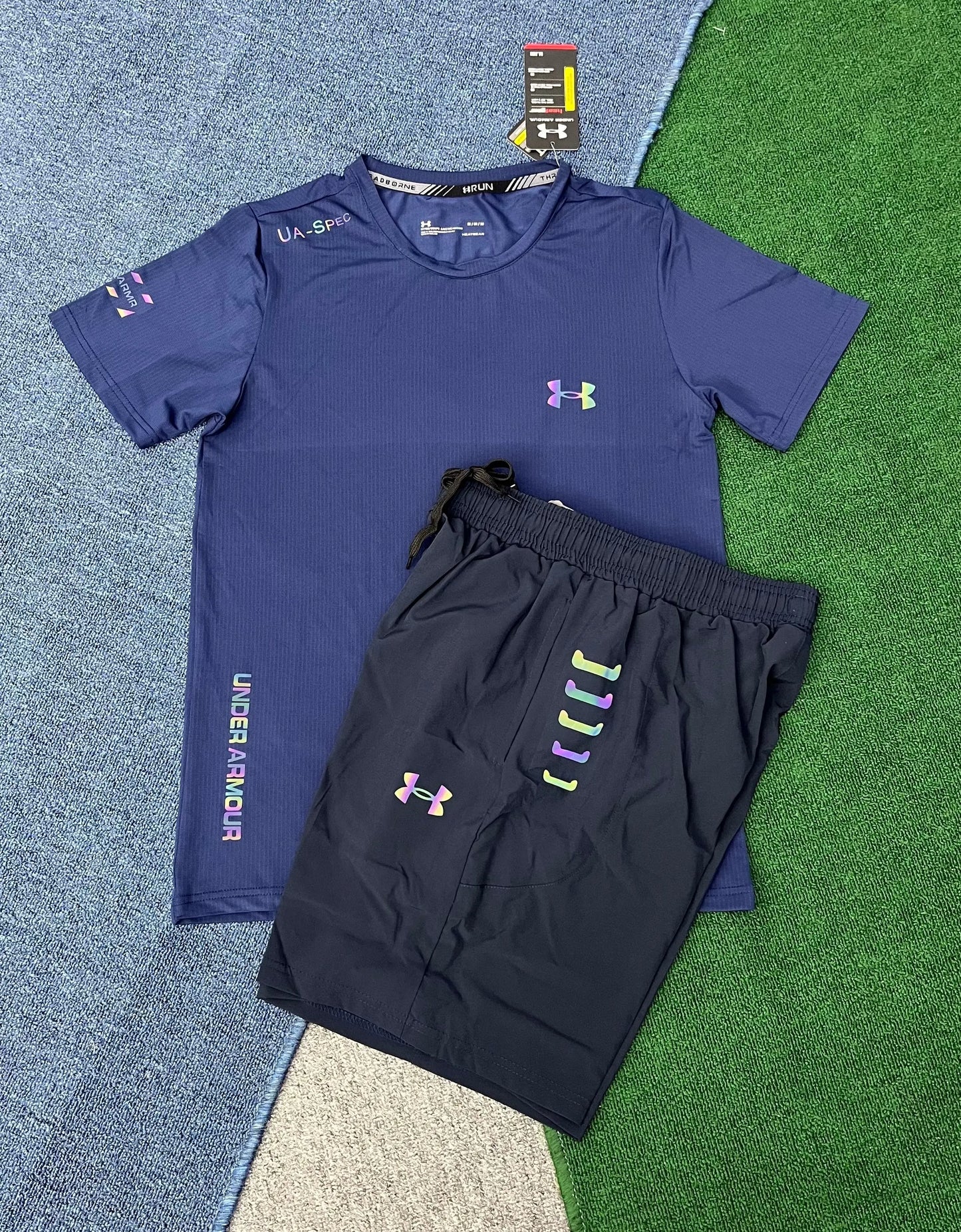 Ensemble UA Bleu LM Store