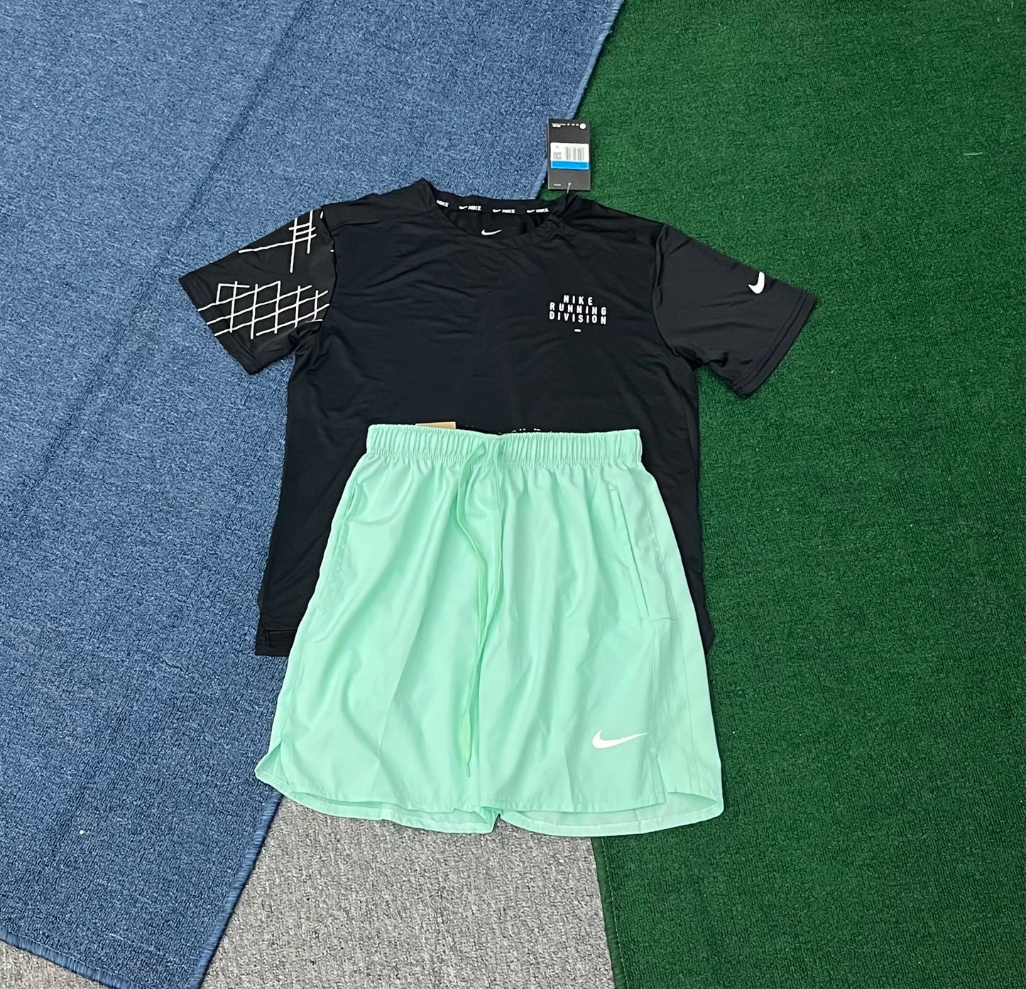 Ensemble NIKE DIVISON