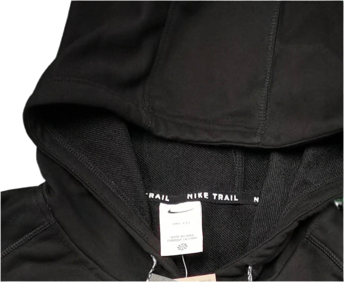 Nike - Pull Trail