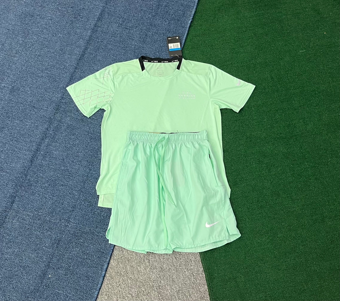 Ensemble NIKE DIVISON