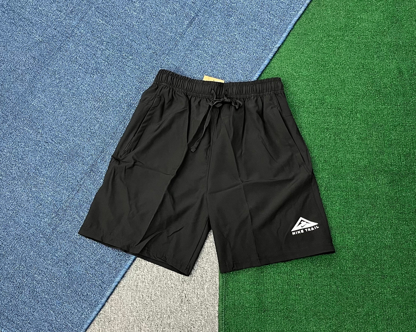 Short NIKE Trail LM Store