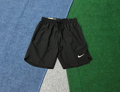 Ensemble NIKE Noir LM Store